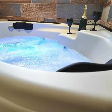 Ferienhaus San Constantino Boutique Fira (Santorini)
