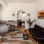 Nyaraló San Constantino Boutique *