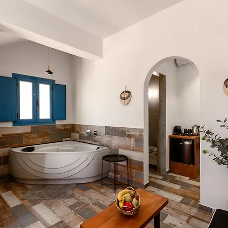 بيت للعطل San Constantino Boutique ثيرا